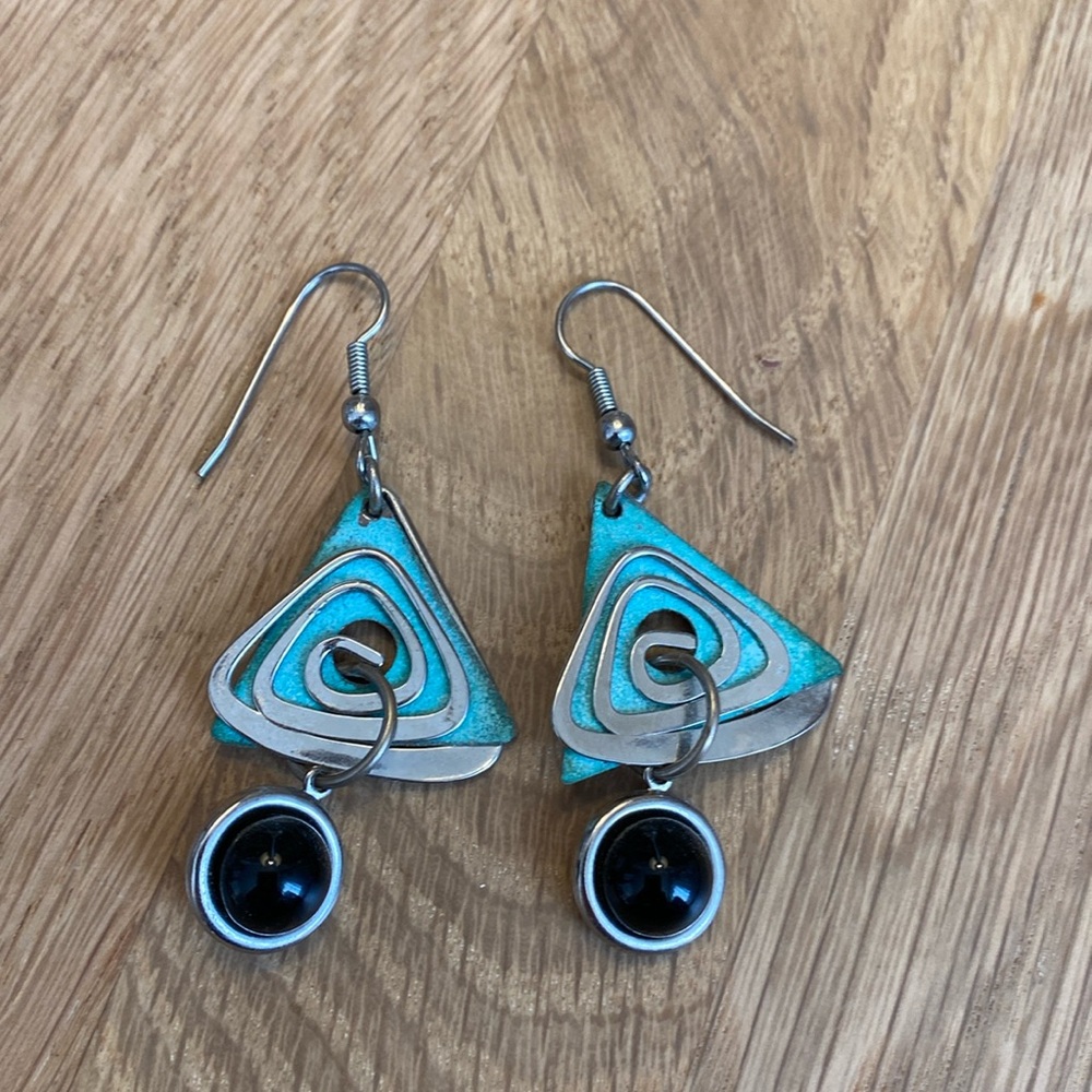 FUN silver-toned drop earrings. Aqua green triangle, black circle. Dangly!